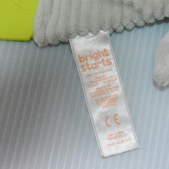 Bright Starts Elephant Snuggle Teethe Plush Lovey - Picture 4 of 7